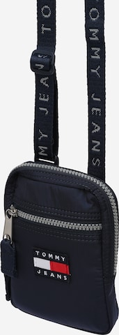 Tommy Jeans Crossbody Bag in Blue