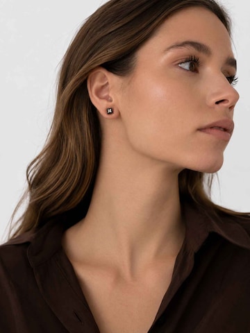 RteRme Náušnice 'Leticia Earrings' – černá