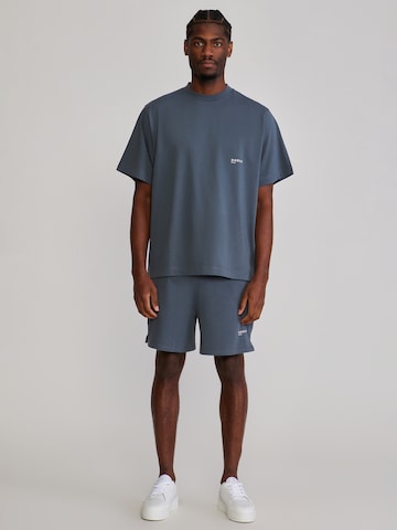 SikSilk Set in Grau: Vorderseite