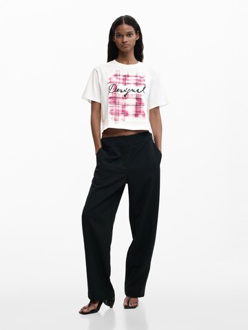 Tricou de la Desigual pe alb