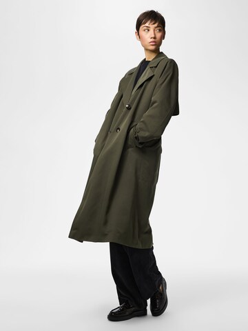 PIECES Tussenmantel 'PCScarlett' in Groen