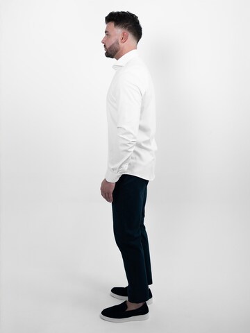 Vercate - Regular Fit Camisa clássica 'No. 29' em branco