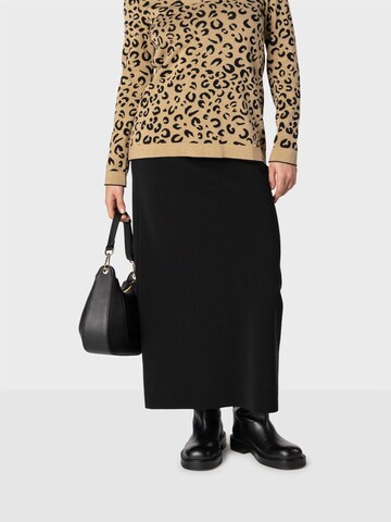 NAULOVER Skirt ' ' in Black: front