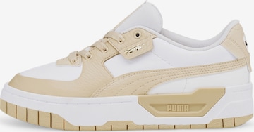 Baskets basses PUMA en blanc : devant