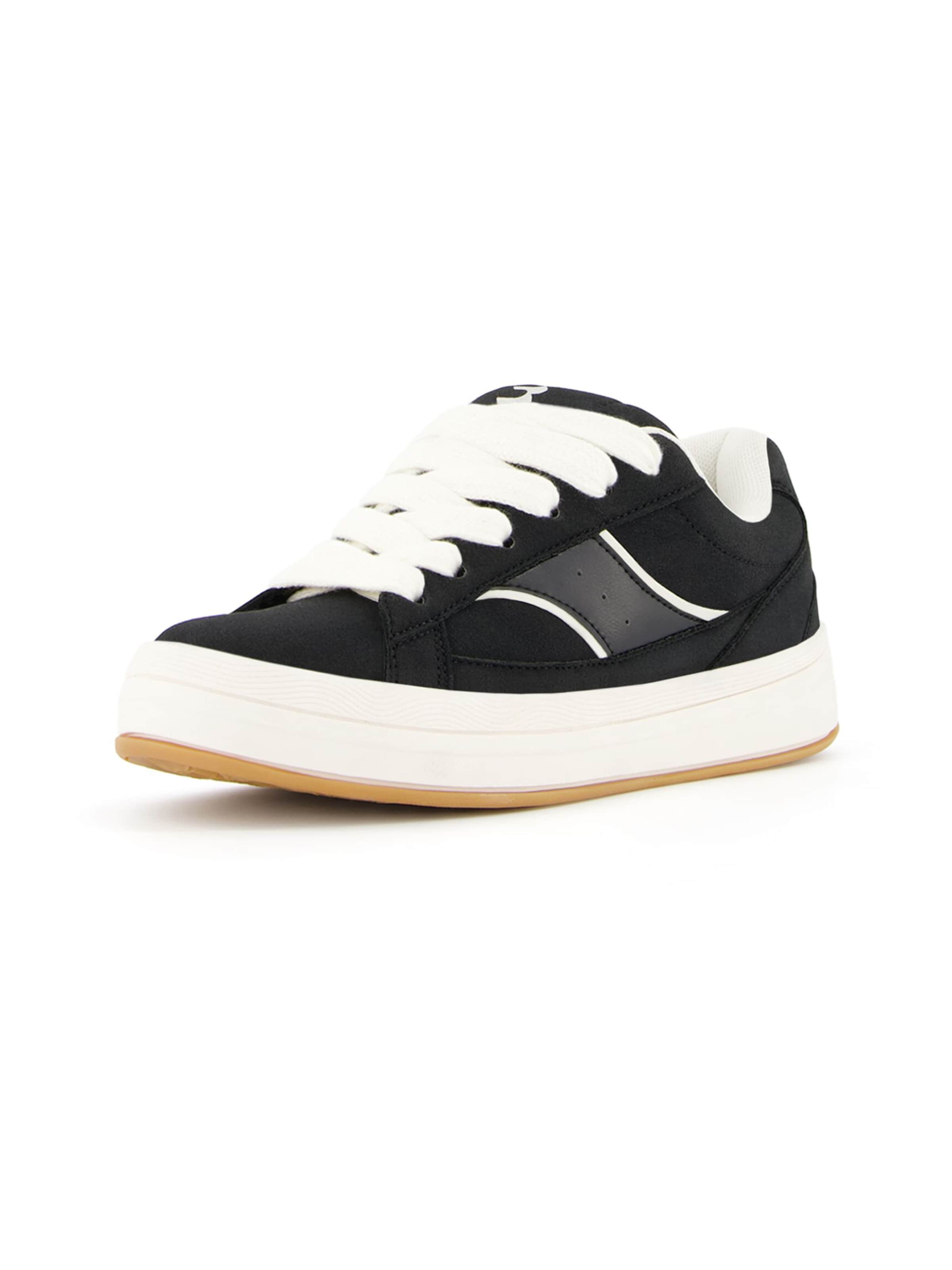 Bershka Sneaker bassa in Nero ABOUT YOU