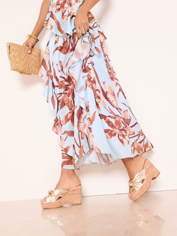 Lipsy Sandal in Gold