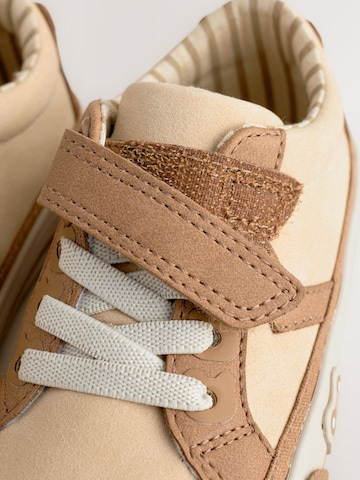 Sneaker di Next in beige