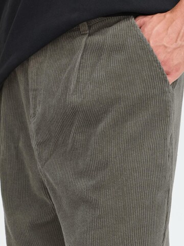 !Solid - Loosefit Calças chino 'SDEthan-Nam Tapered' em castanho