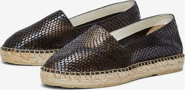 SELECTED FEMME Espadrilles in Bruin