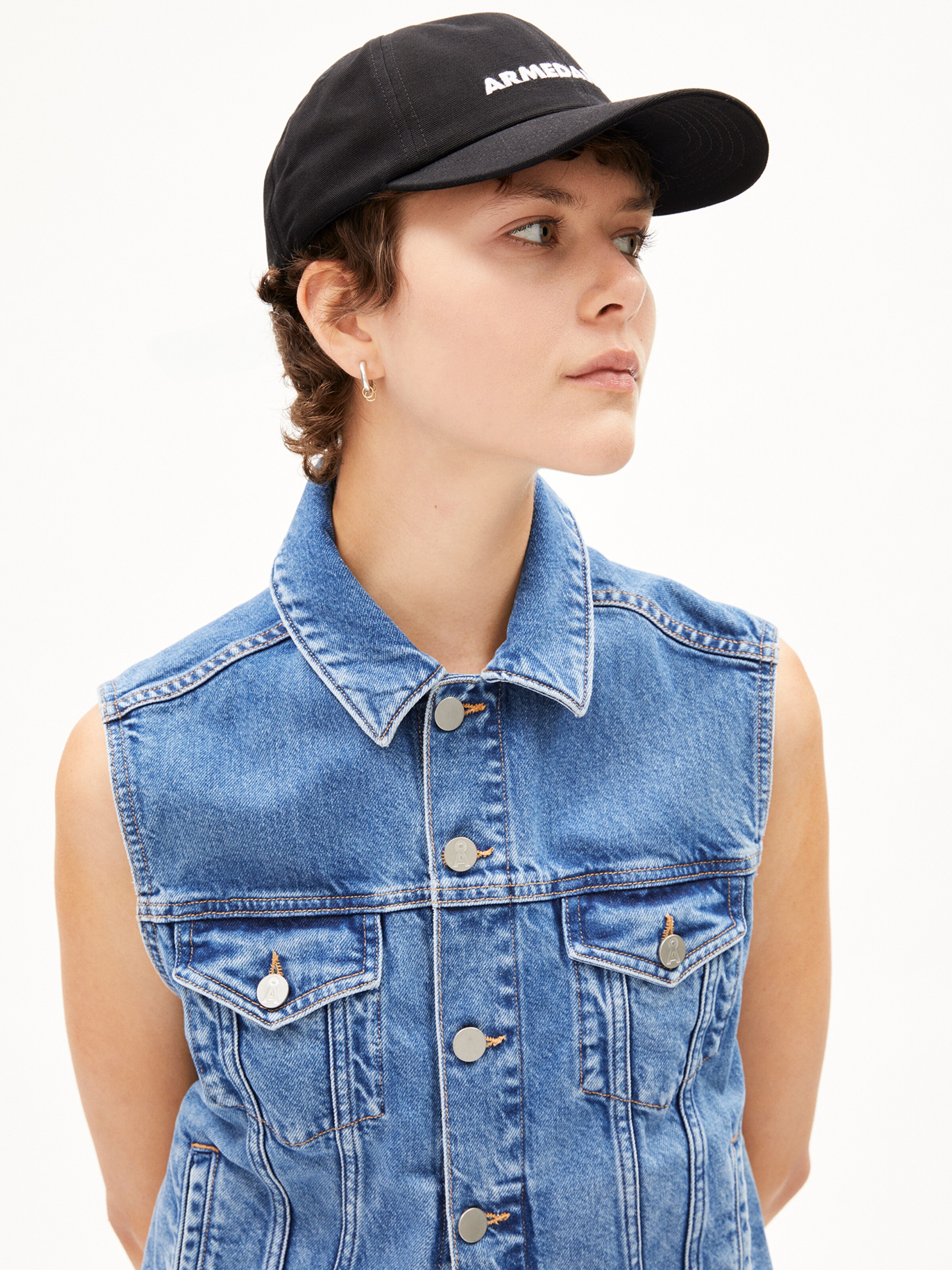 Vestă 'ERSAA' de la ARMEDANGELS pe albastru