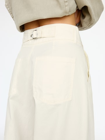 Wide Leg Pantalon Pull&Bear en blanc