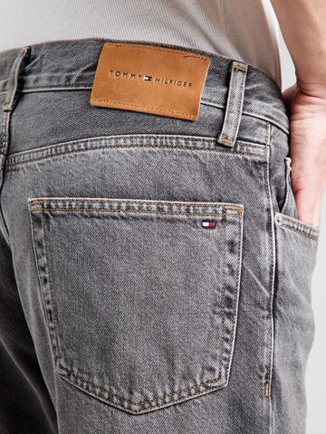 TOMMY HILFIGER Regular Jeans 'MERCER' in Grey
