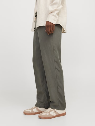 JACK & JONES Loosefit Pressveckad byxa 'JPSTKarl Skye' i grön