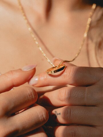 Divasya Kette 'Inhale - Exhale'‌‌‌ in Gold