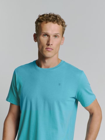 No Excess T-Shirt in Blau