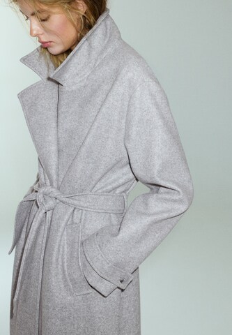 Cappotto di mezza stagione di Pull&Bear in grigio