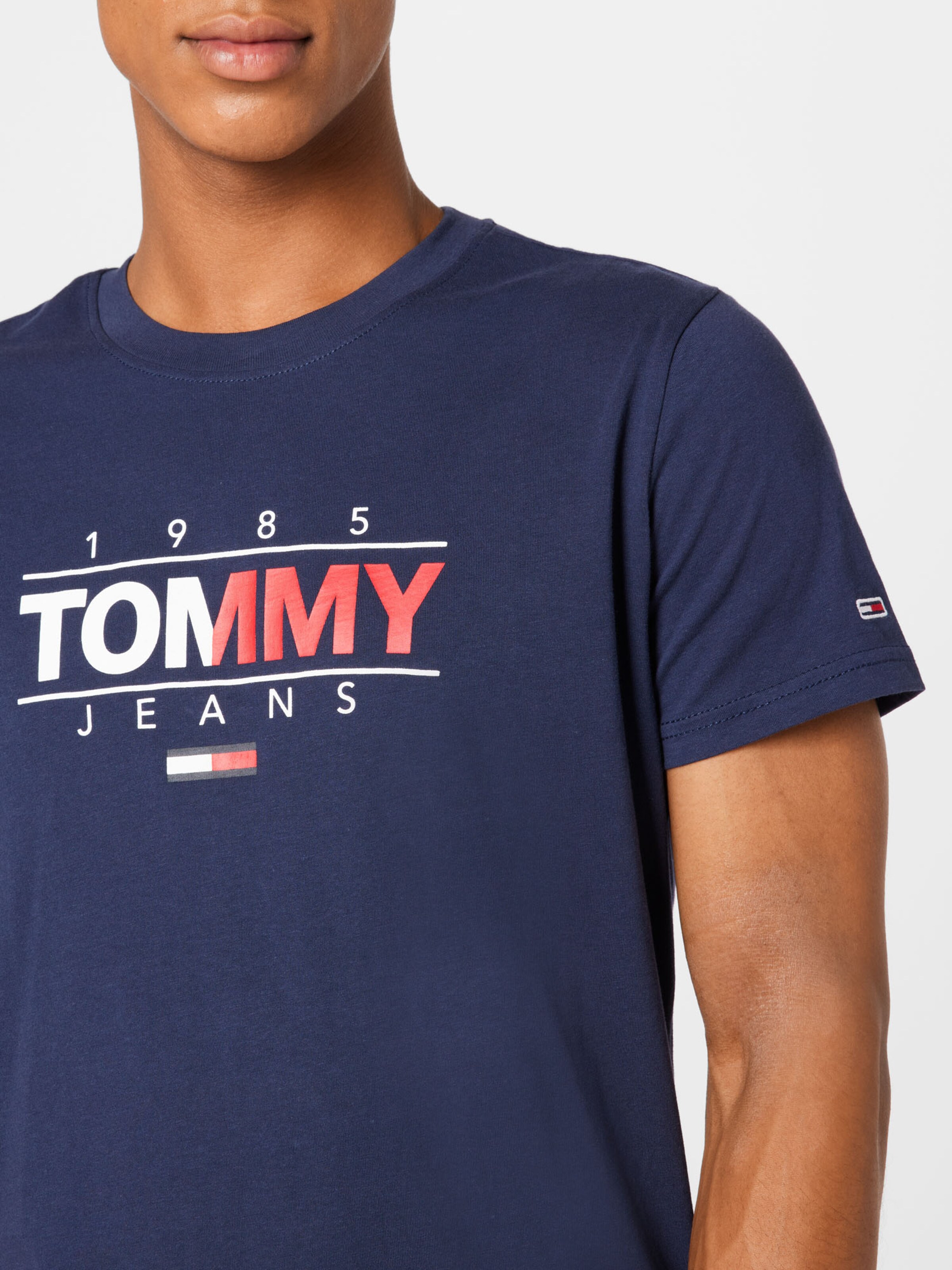 Männer Shirts Tommy Jeans T-Shirt in Navy - QI47634