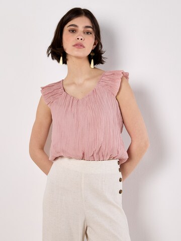 Apricot Top in Pink: front