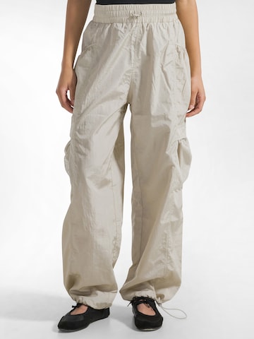 Tapered Pantaloni cargo di DEHA in beige: frontale