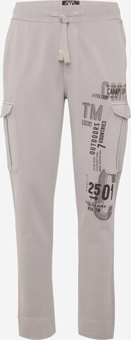 CAMP DAVID Tapered Cargo Pants in Grey: front