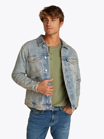 Tommy Jeans Демисезонная куртка 'ISAAC' в Синий: спереди