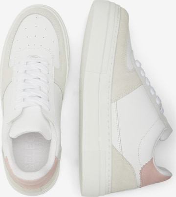 SELECTED FEMME Sneakers in White