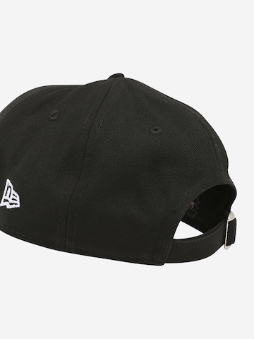 NEW ERA Pet 'POP OUTLINE 9FORTY' in Zwart