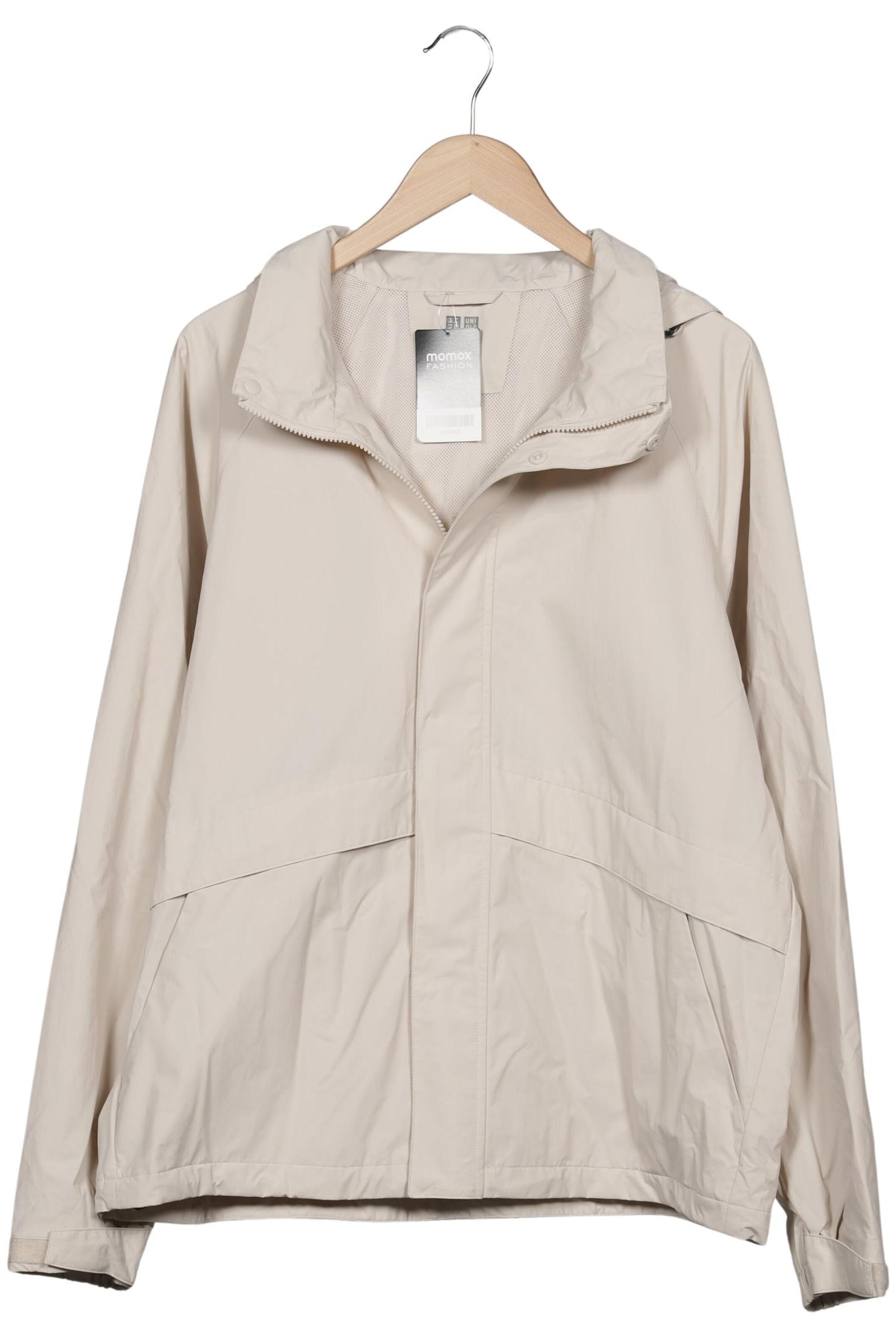 UNIQLO Jacket & Coat in L in Beige: front