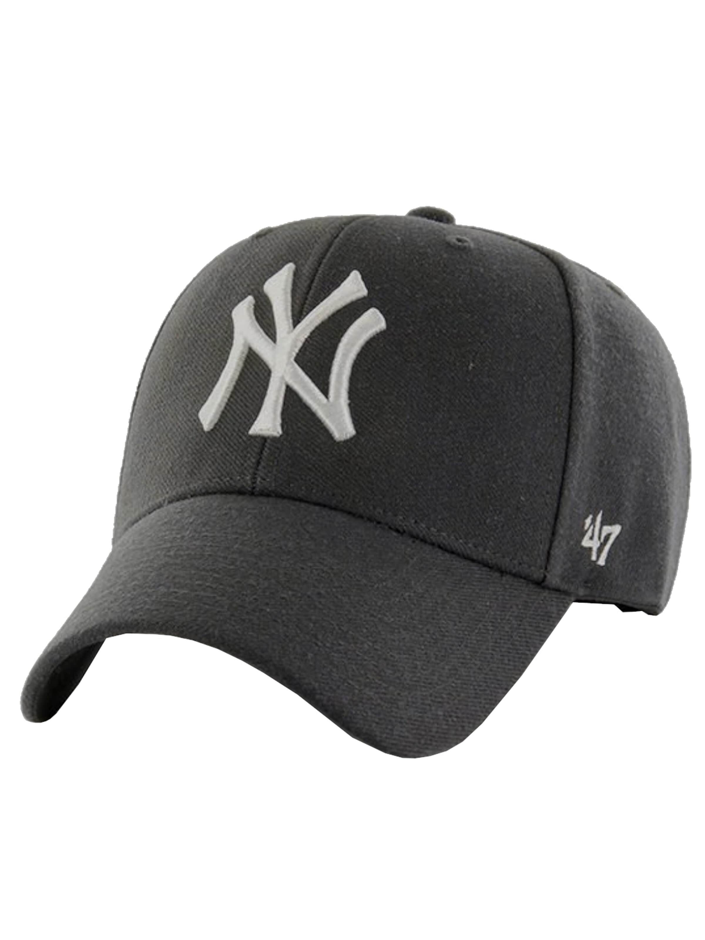 47 Cap in Grey: front