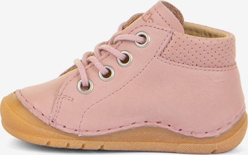 Froddo First-Step Shoes in Pink: front