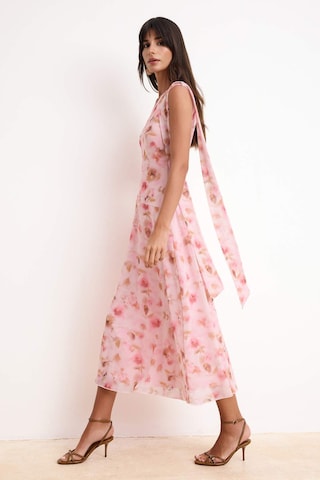 Robe d’été Trendyol en mélange de couleurs