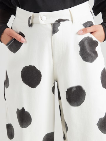 TOPSHOP Barrel Джинсы 'YARA' в Бежевый