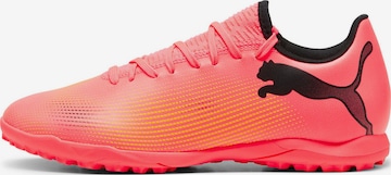 PUMA Soccer shoe 'Puma Future 7 Play Tt' in Pink: front