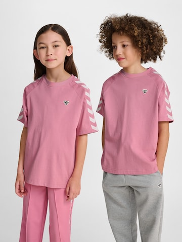 Hummel Shirt in Roze: voorkant