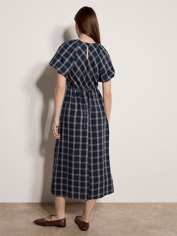 Apricot Jurk ' ' in Blauw