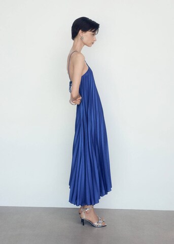 MANGO Letné šaty 'Susane' - Modrá