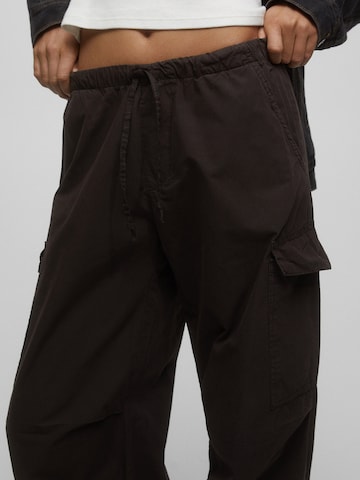 Wide leg Pantaloni cargo di Pull&Bear in marrone