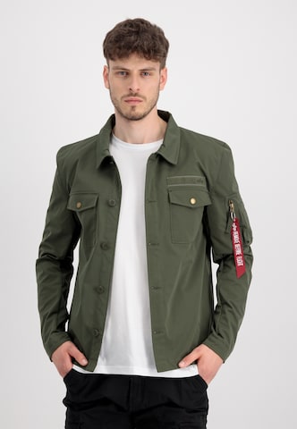 ALPHA INDUSTRIES Slim fit Tussenjas in Groen