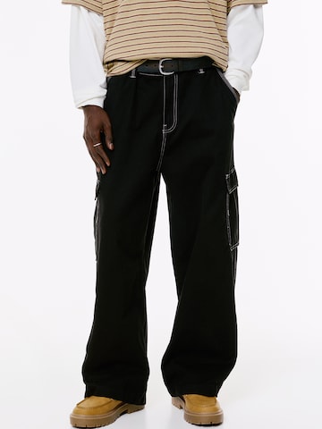 Pull&Bear Baggy Cargobroek in Zwart: voorkant