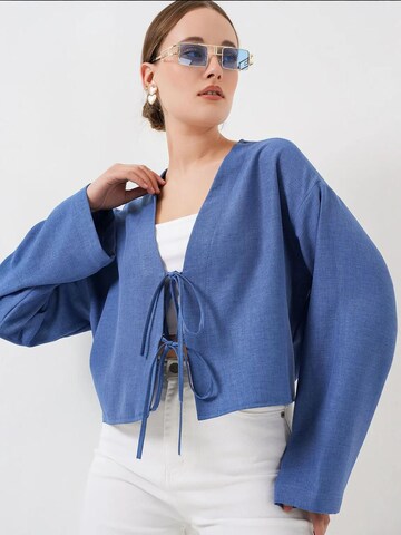 Camicia da donna di Bigdart in blu