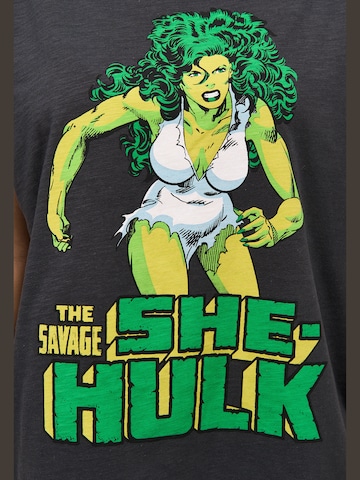 Recovered Shirt 'She Hulk' in Schwarz