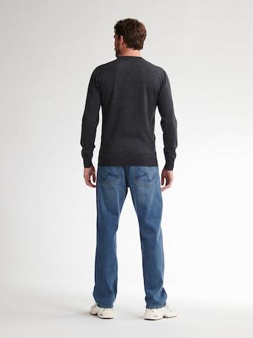 Pullover di Petrol Industries in grigio