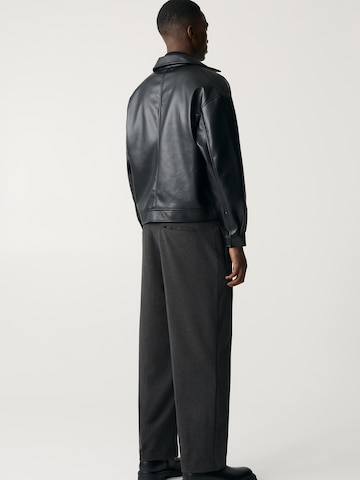 Pull&Bear Jacke in Schwarz
