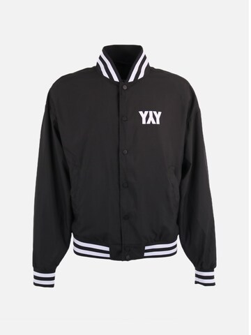 HEFTYKA Übergangsjacke‌‌‌ in Schwarz