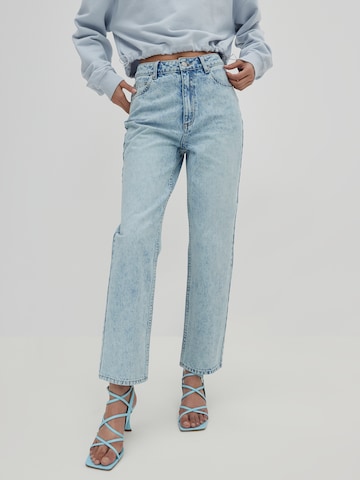 EDITED Jeans 'Mirea' in Blauw: voorkant