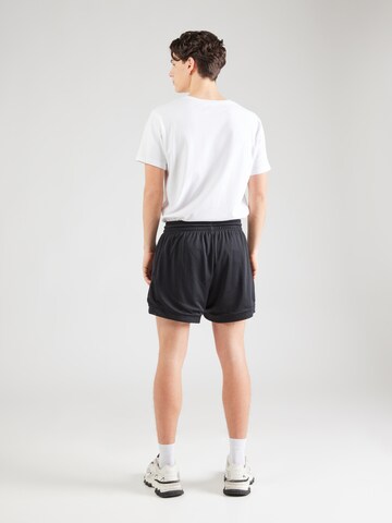 Regular Pantaloni 'Essentials' de la new balance pe negru