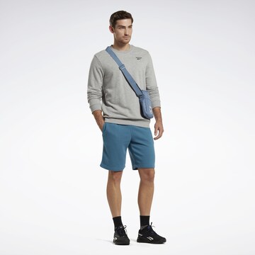 Sweat de sport Reebok en gris