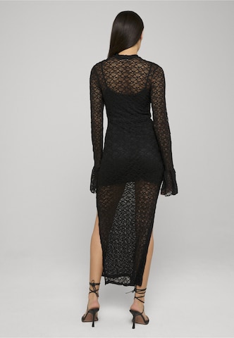 Urban Classics Společenské šaty – černá