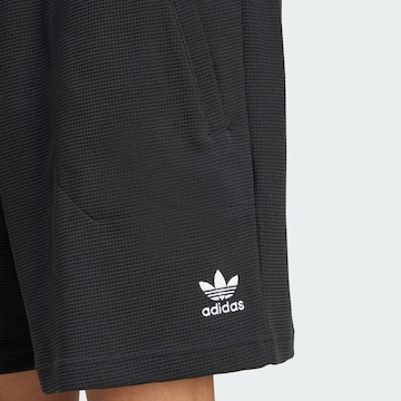 ADIDAS ORIGINALS Обычный Штаны 'Essentials Trefoil' в Черный