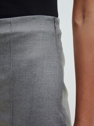 EDITED Loose fit Trousers 'Mieke' in Grey